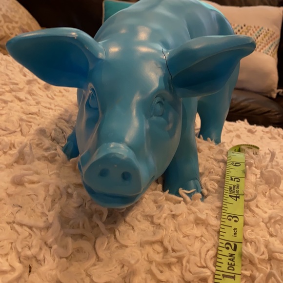 Resin pig - Picture 2 of 4